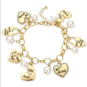 NWT Holiday Lane Gold-Tone Pavé Valentine Heart & Imitation Pearl Charm Bracelet